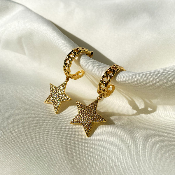 Argollas con shops estrellas